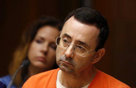 Колишній лікар у США отримав ще 125 років в’язниці за сексуальні домагання