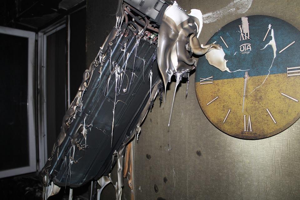 Поліція почала розслідування через підпал редакції «Четверта влада»