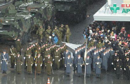 Естонія святкує 100 років державності. У параді беруть участі українські військові (ФОТО)