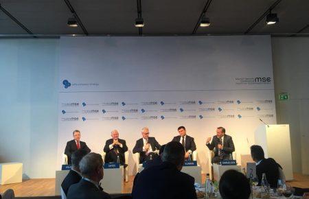 В Мюнхене говорят, что от Украины зависит, когда она станет членом НАТО – нардеп