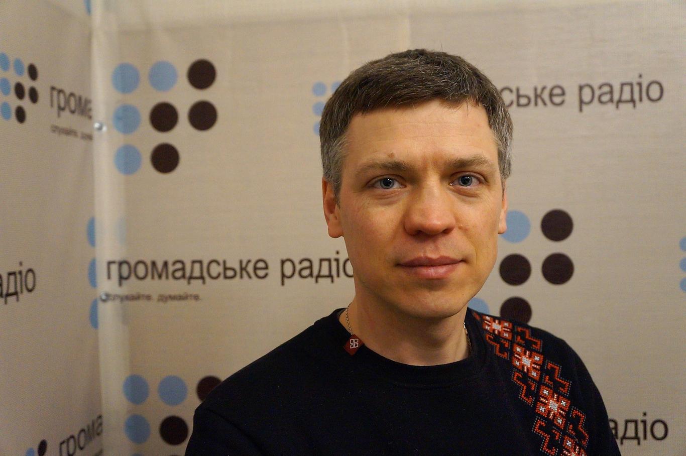 Що робить Україна, щоб з Криму пішли компанії накшталт Adidas i Volkswagen?