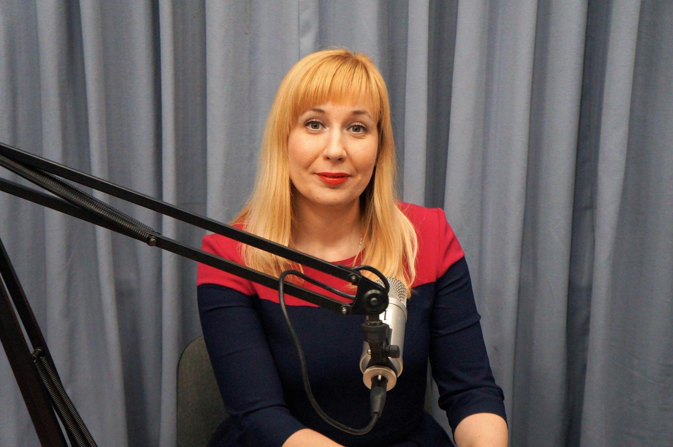 Міністр оборони закликав польових волонтерів до співпраці, - керівниця Волонтерської сотні