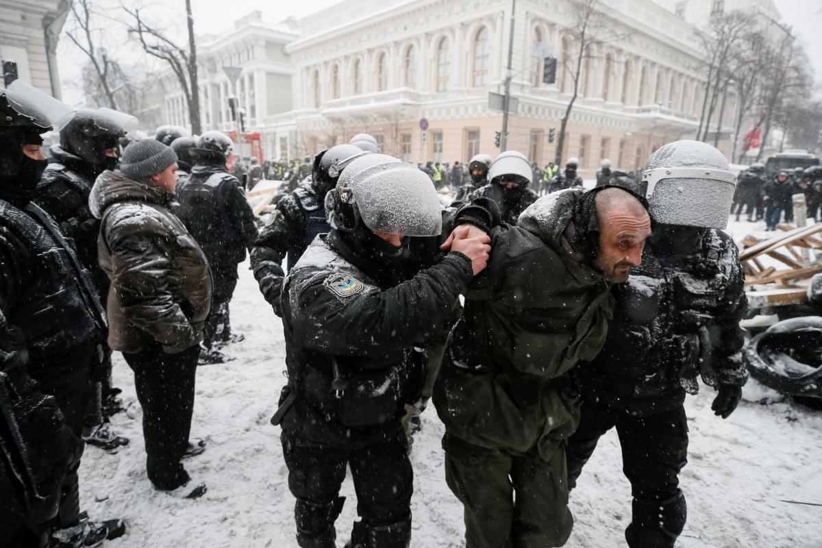 Позиція МВС щодо сутичок під Верховною Радою обурлива, — Крикливенко