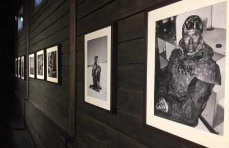 Фотосесія дала їй можливість побути маленькою дівчинкою серед війни, - матір Аміни Окуєвої (ФОТО)