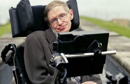 Помер фізик Стівен Гокінг