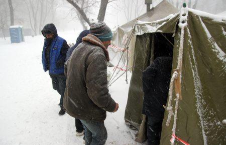 В Одесі напали на пункти обігріву та побили безхатченків (ФОТОРЕПОРТАЖ)