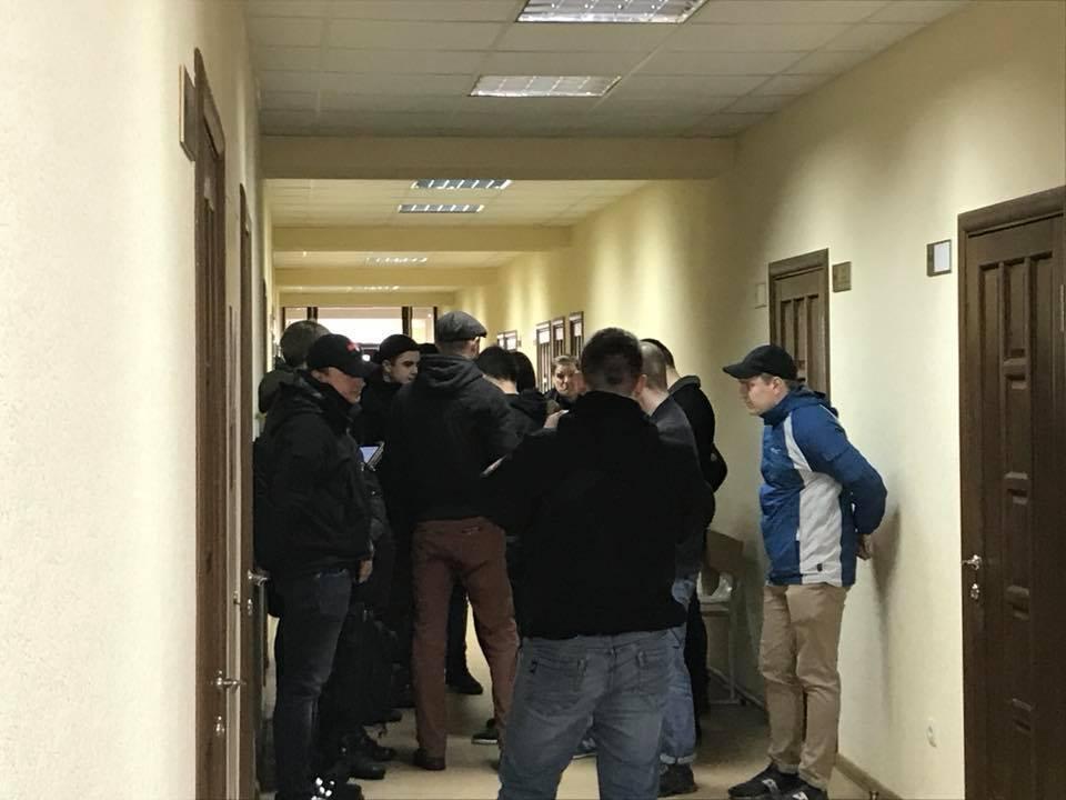 Судове засідання у справі активістки ЛГБТ перенесли через тиск праворадикалів