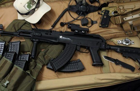 СБУ затримала одесита, що перепродавав зброю з АТО