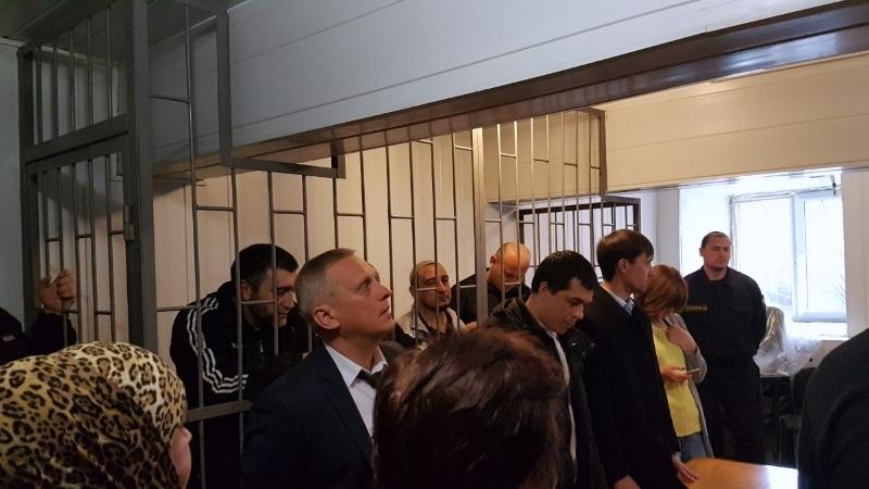 Подарунок із кримської в'язниці: політв'язень передав дитині саморобну машинку (ФОТО)