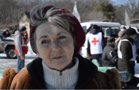 Лідер громади села Піщане загинула від вибуху машини на Луганщини