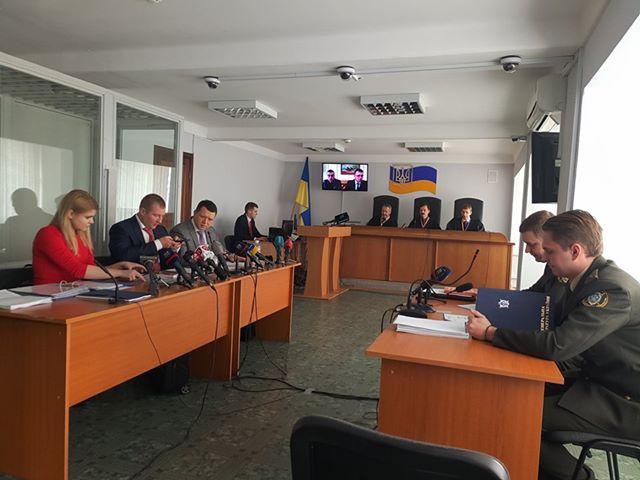 Свідок захисту Януковича розповів, як йому платили добові гроші, - журналістка