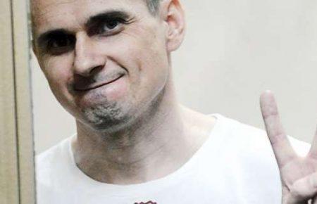 Олега щодня відвідує лікар, - сестра Сенцова