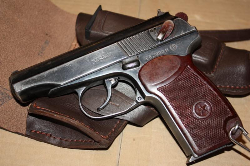 У Дагестані поліцейські влаштували «дуель» і поранили місцевого жителя