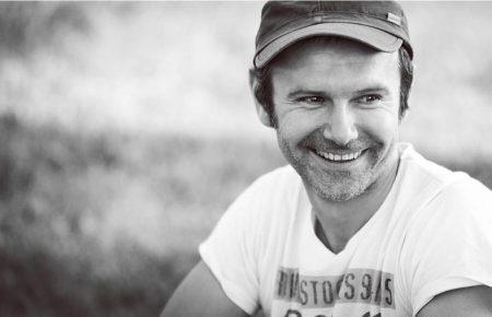 Високі рейтинги Зеленського і Вакарчука пояснюються недовірою українців до «старих» політиків, - соціолог