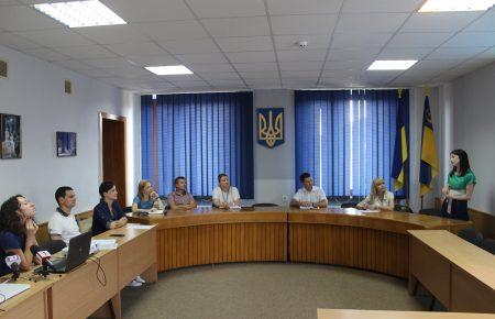 Як в Ужгороді заохочують бізнесменів відмовлятися від поліетиленових пакетів?