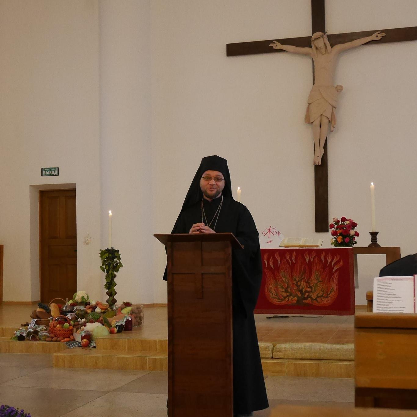 Священик УАПЦ зробив дискримінаційну заяву щодо ромів