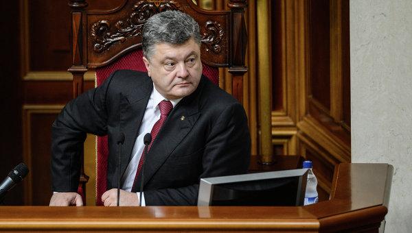 Порошенко в Раді: Ми приймаємо закон про антикорупційний суд не для МВФ, США і Європи