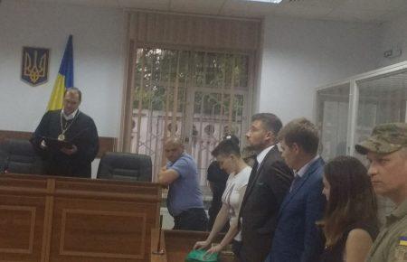 Суд залишив Савченко під вартою