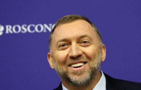 Російський олігарх Дерипаска відсудив у Насті Рибки і Алекса Леслі 1 млн рублів