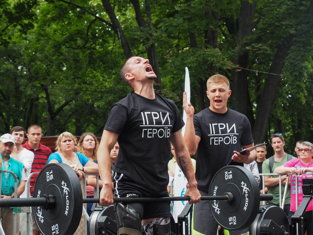 У Дніпрі ветерани війни на Донбасі змагалися в багатоборствах