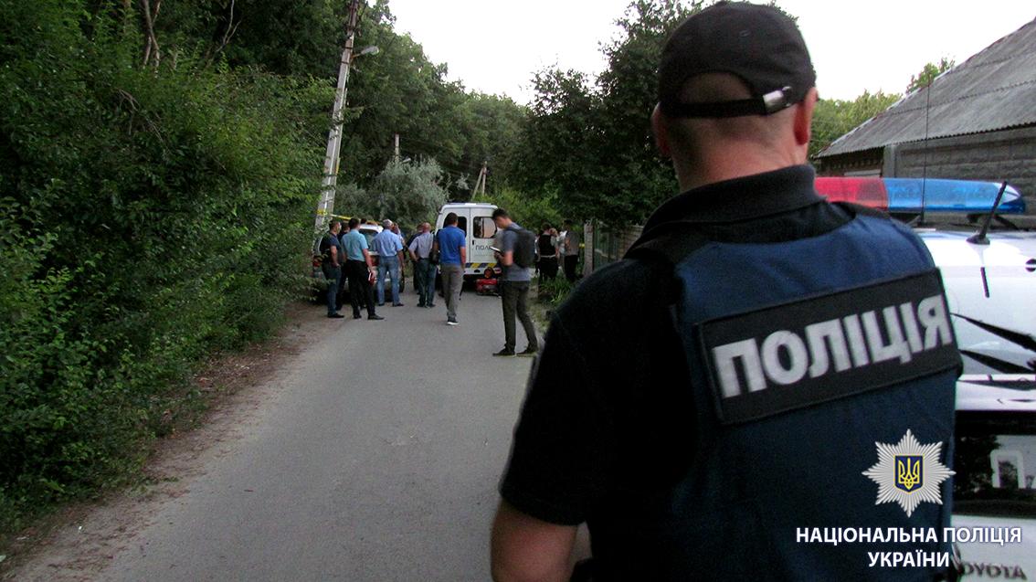 Вибух автомобіля у Харкові: поліція розслідує замах на вбивство (ФОТО, Відео)