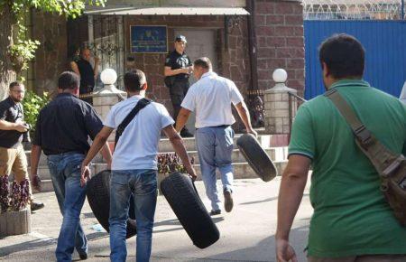 Щодо двох співробітників Лук’янівського СІЗО відкрили кримінальні провадження за допомогу «торнадівцям»