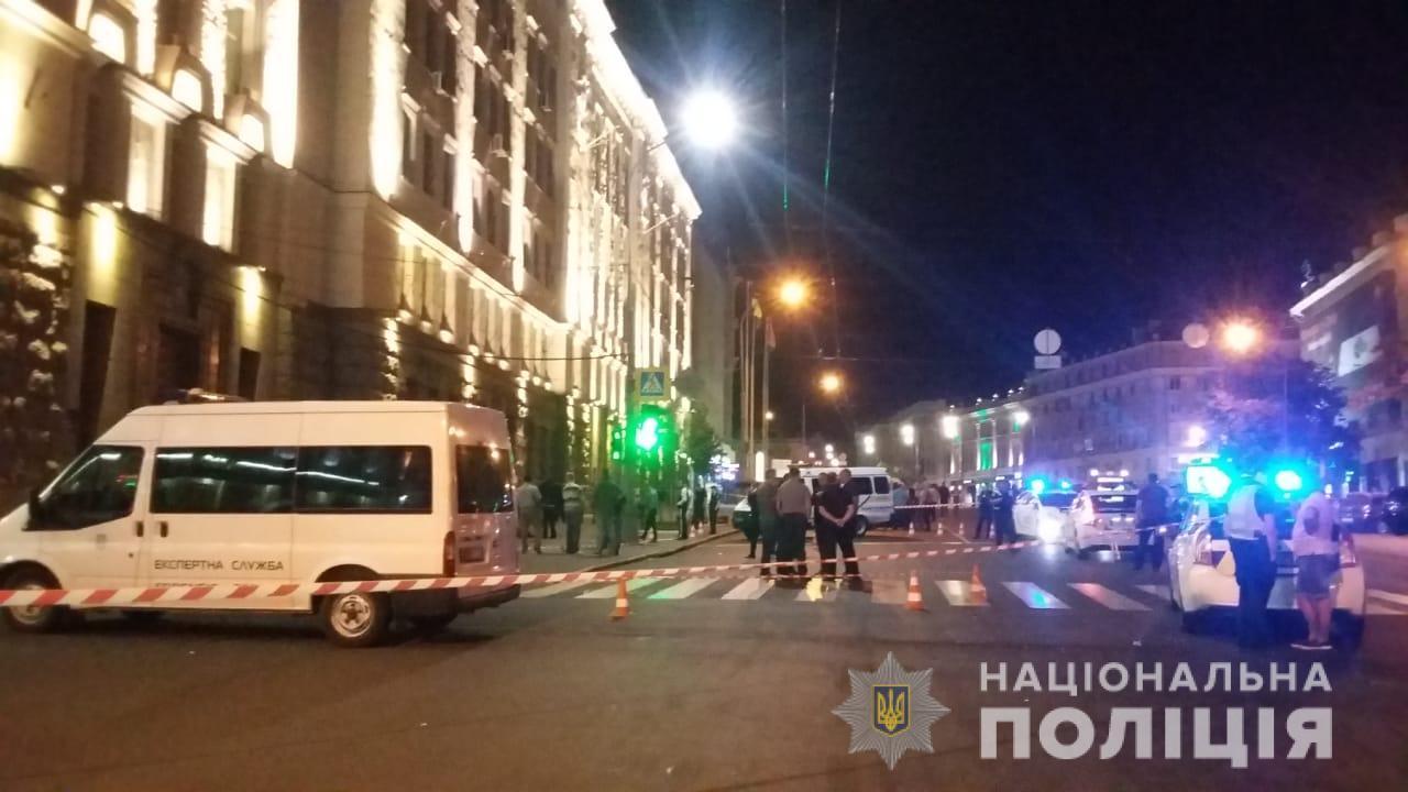 Знайшли мертвою дружину чоловіка, що влаштував стрілянину в міськраді, — UA: Харків