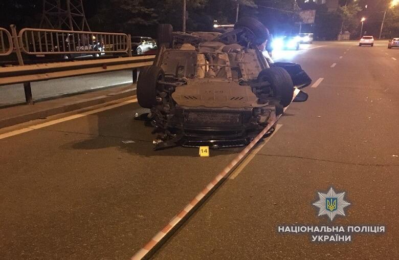 ДТП з 4 автівками у Києві: одна людина загинула