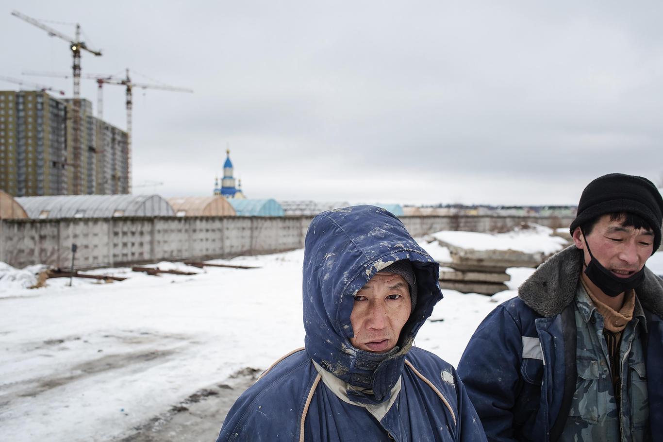 В Росії попри заборони ООН працюють тисячі громадян Північної Кореї, - WSJ