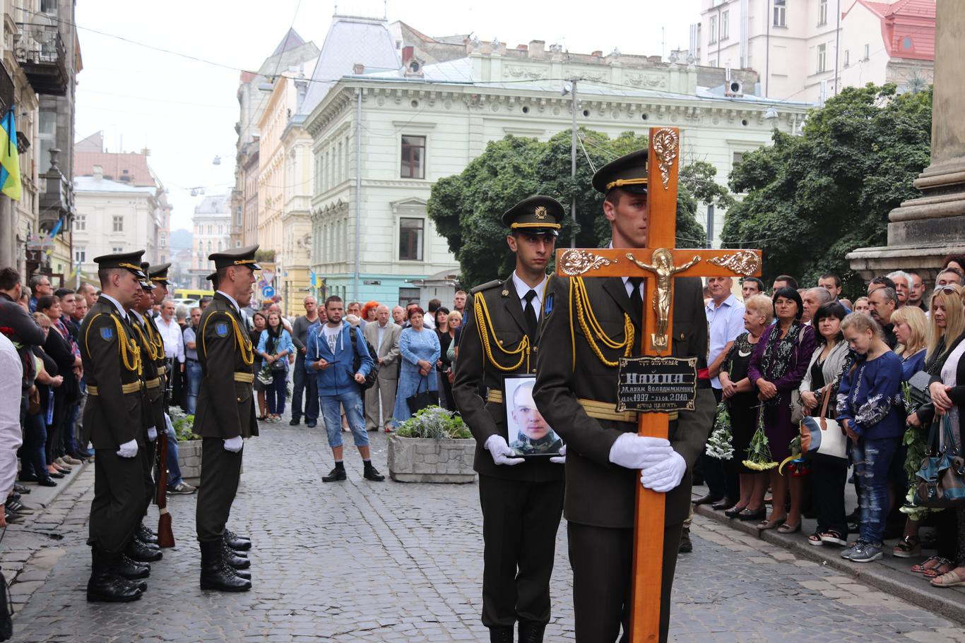 У Львові попрощалися із загиблим 21-річним бійцем «Айдару» (ФОТО)