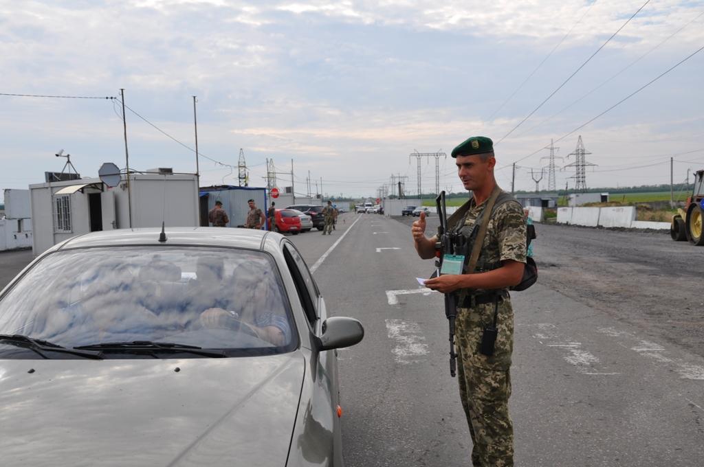 Пункт пропуску «Майорське» на Донеччині відновив роботу