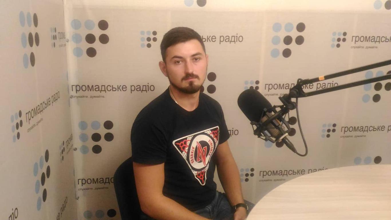 В камері близько 15 жінок, душу немає, - волонтер про полон матері в «ДНР»