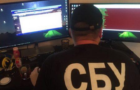Російського хакера, якого затримала СБУ, розшукують в РФ