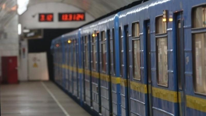 У Києві станції метро відкрили для пасажирів