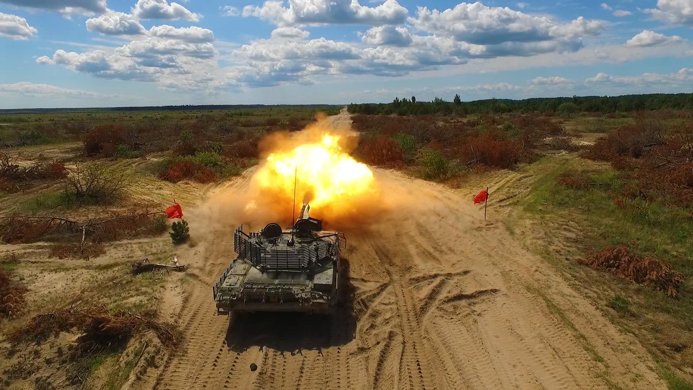 «Укрооборонпром» показав відео вогневих випробувань нового українського танка