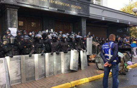 У сутичках під ГПУ постраждали 7 правоохоронців — поліція