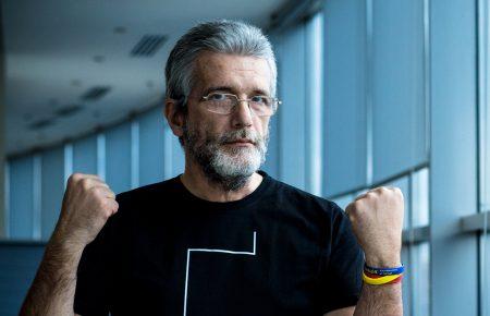 «Журналістські стандарти під час війни нічим не відрізняються від стандартів часів миру» — Куликов