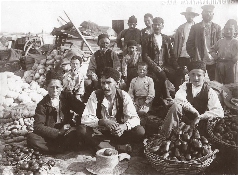 Крымцы, крымчаки или крымские татары: как правильно называть коренной народ полуострова