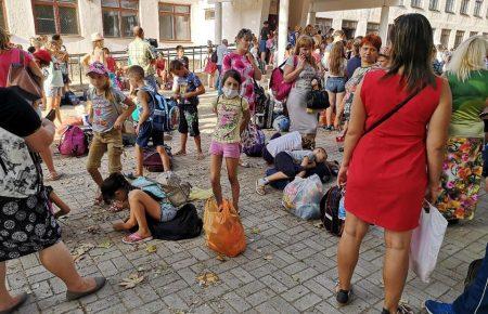 В Криму вивозитимуть дітей ще з двох сіл, - ЗМІ