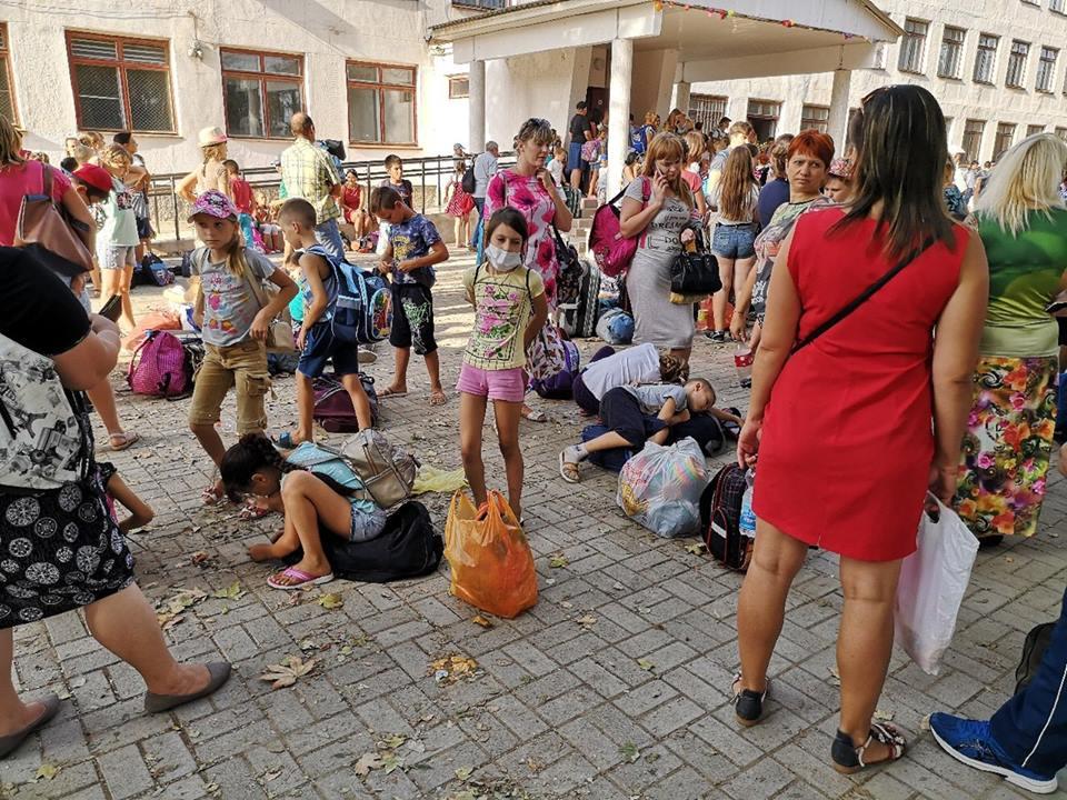 В Криму вивозитимуть дітей ще з двох сіл, - ЗМІ