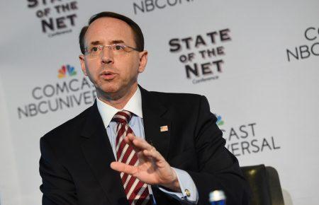 Трампа хотіли прослуховувати та усунути з поста президента — NYT