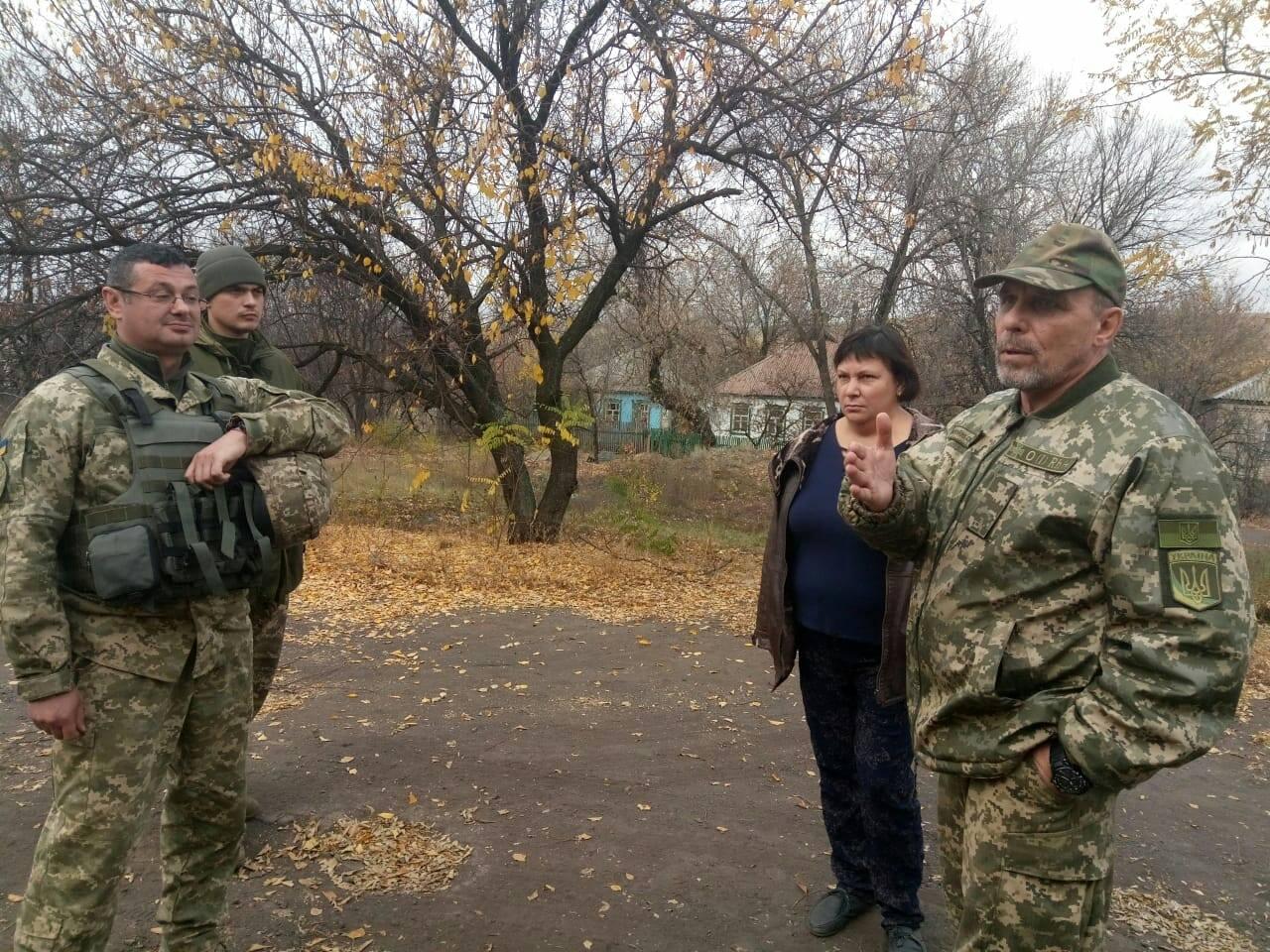 Тіла загиблих у Золотому цивільних четвертий день не евакуюють з сірої зони