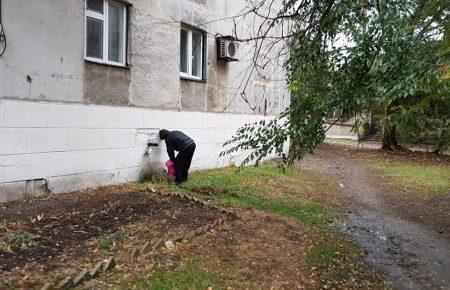 У Торецьку на Донеччині мешканці збирають дощову воду через відсутність водопостачання