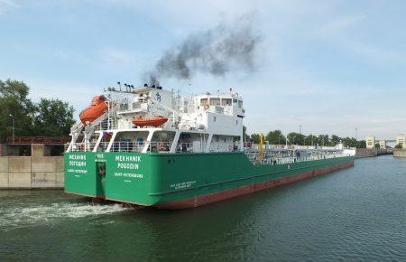 Екіпажу російського танкера «Механік Погодін» нічого не загрожує — представник президента