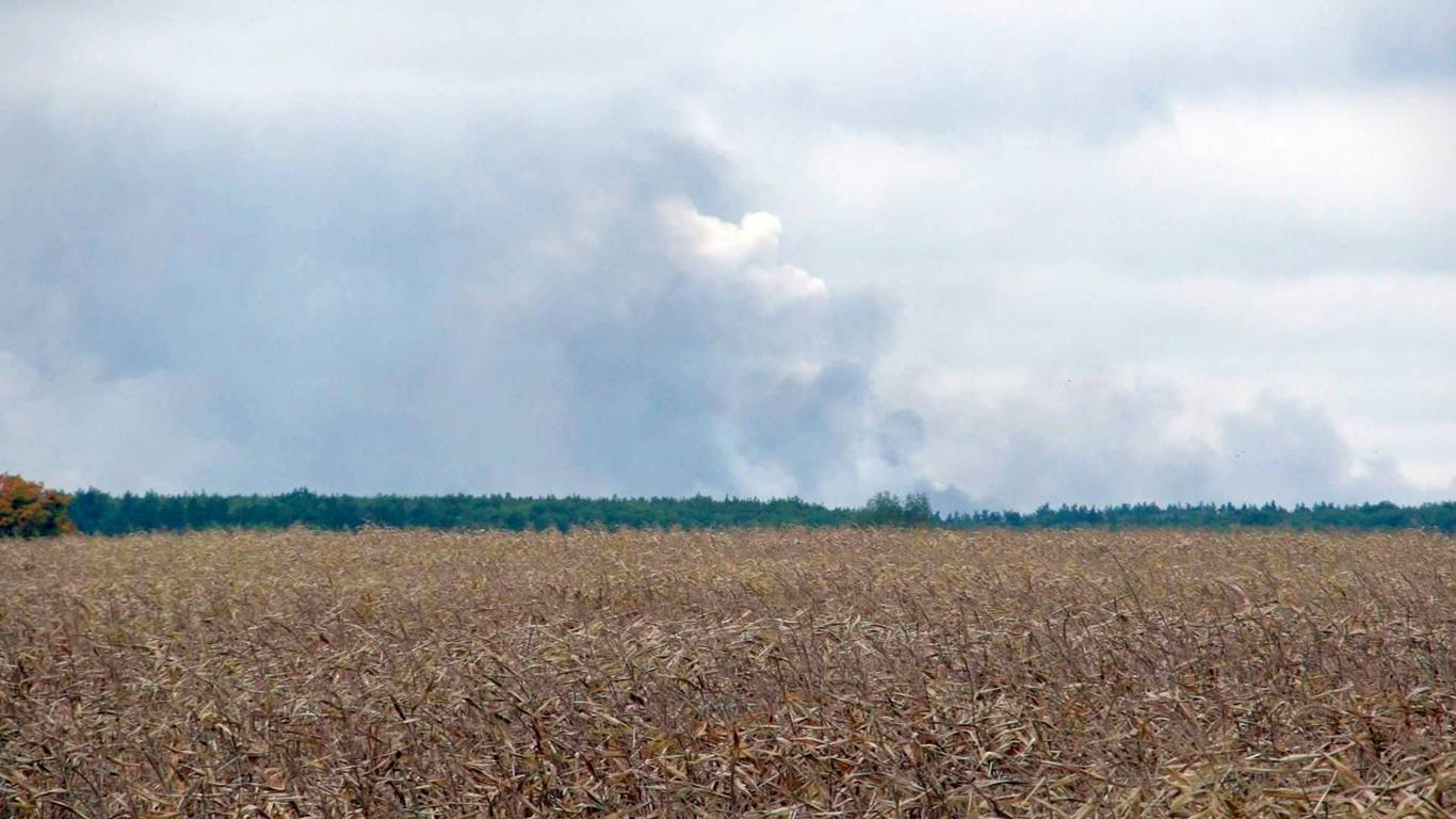 До складів з боєприпасами поблизу Ічні можна під’їхати на відстань 1,5 кілометра — журналіст