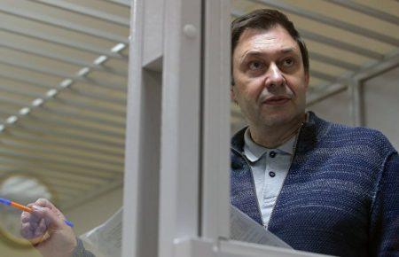 Редактор «РИА Новости Украина» Вишинський залишатиметься під вартою до 28 грудня
