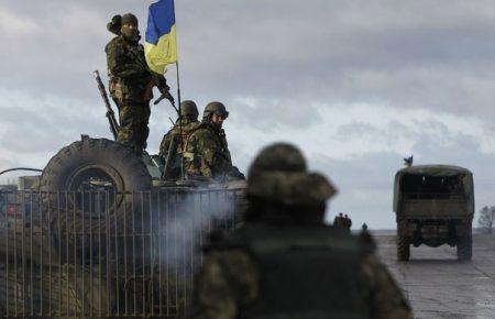 За добу на Донбасі двоє військових дістали поранення