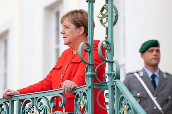 Меркель: Мінський процес не досяг успіху