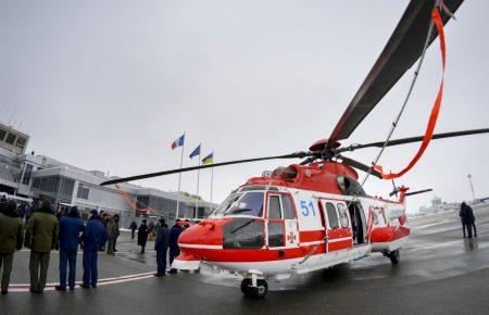 Нацгвардії та ДСНС передали нові гелікоптери Airbus Н-225