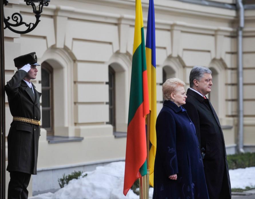 Литва запровадить санкції щодо РФ через агресію проти України у Керченській протоці